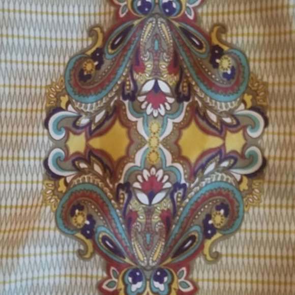 ⬇️ MM Couture dress, cut out open back yellow & green paisley maxi - Picture 16 of 16